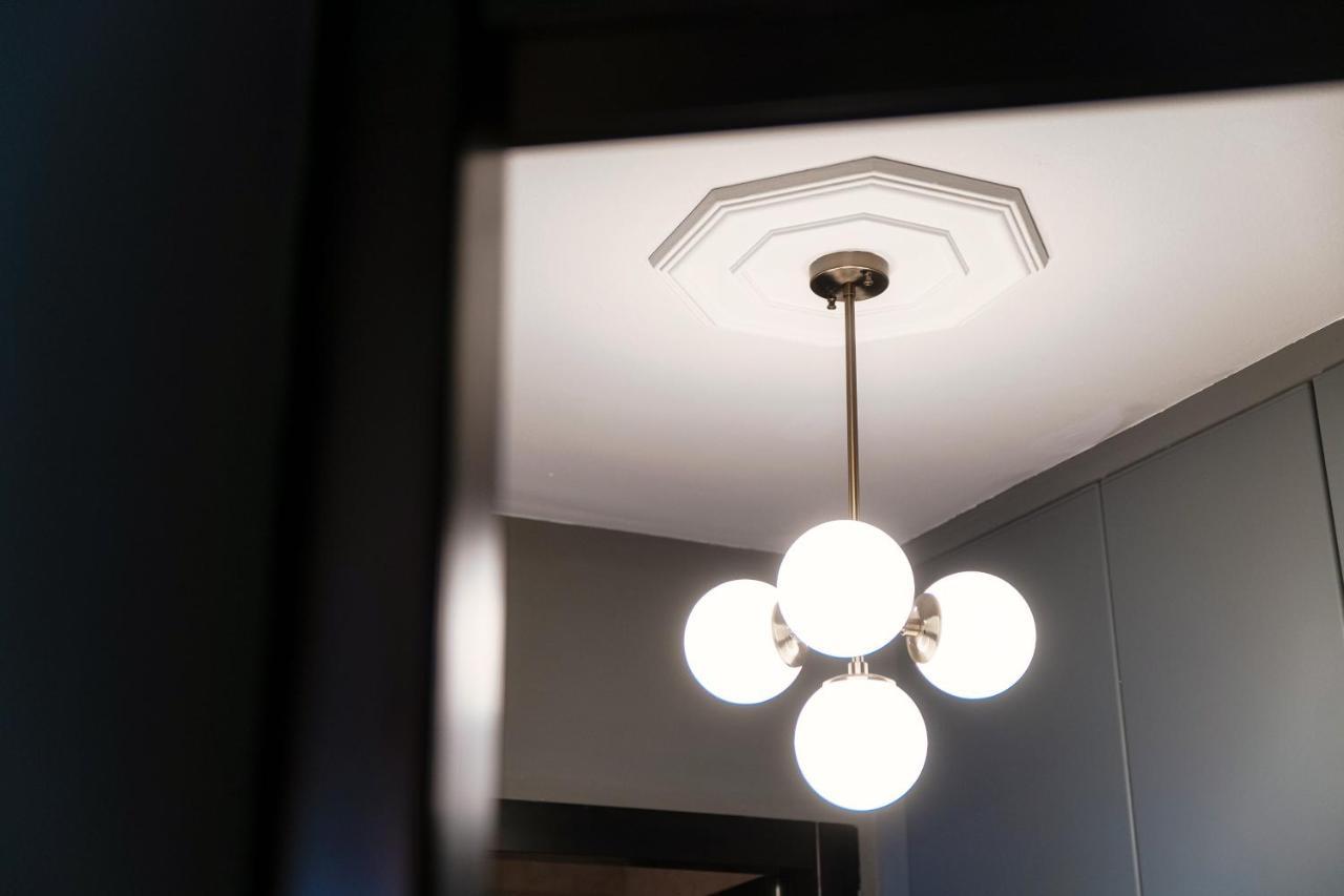 Home N 5 By Quokka 360 - Vintage-Soul Flat On Como Cathedral Bagian luar foto