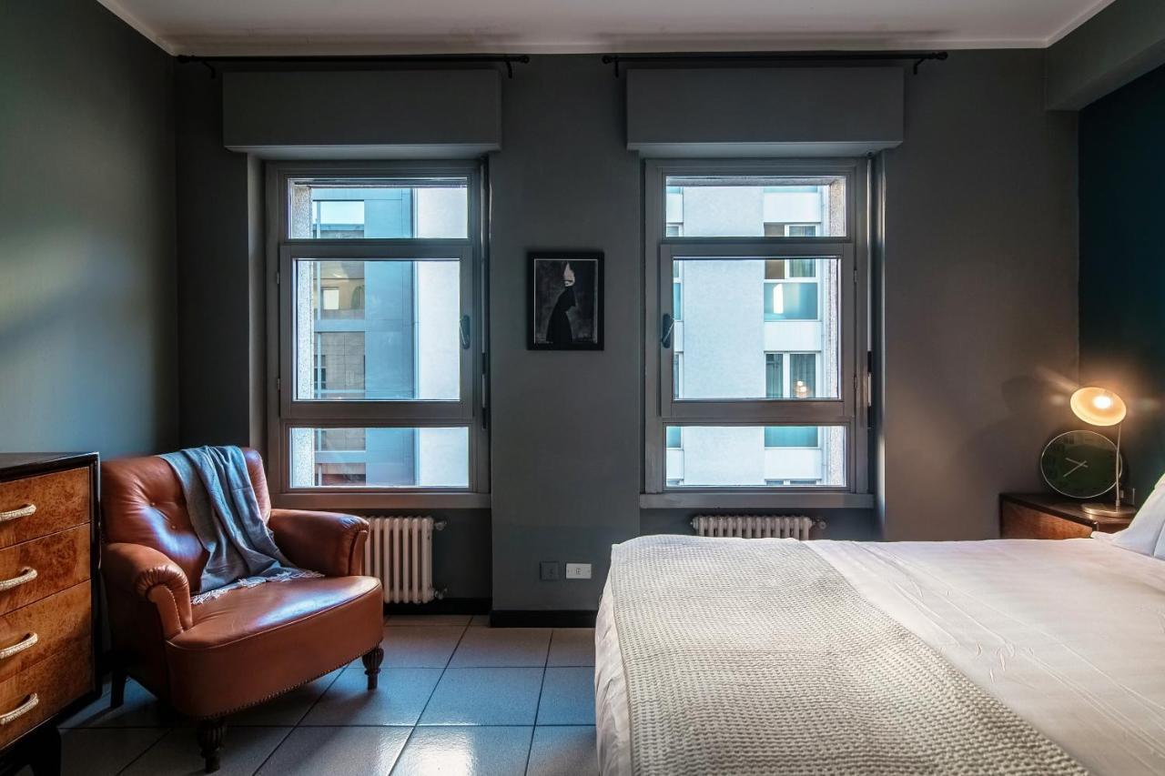 Home N 5 By Quokka 360 - Vintage-Soul Flat On Como Cathedral Bagian luar foto