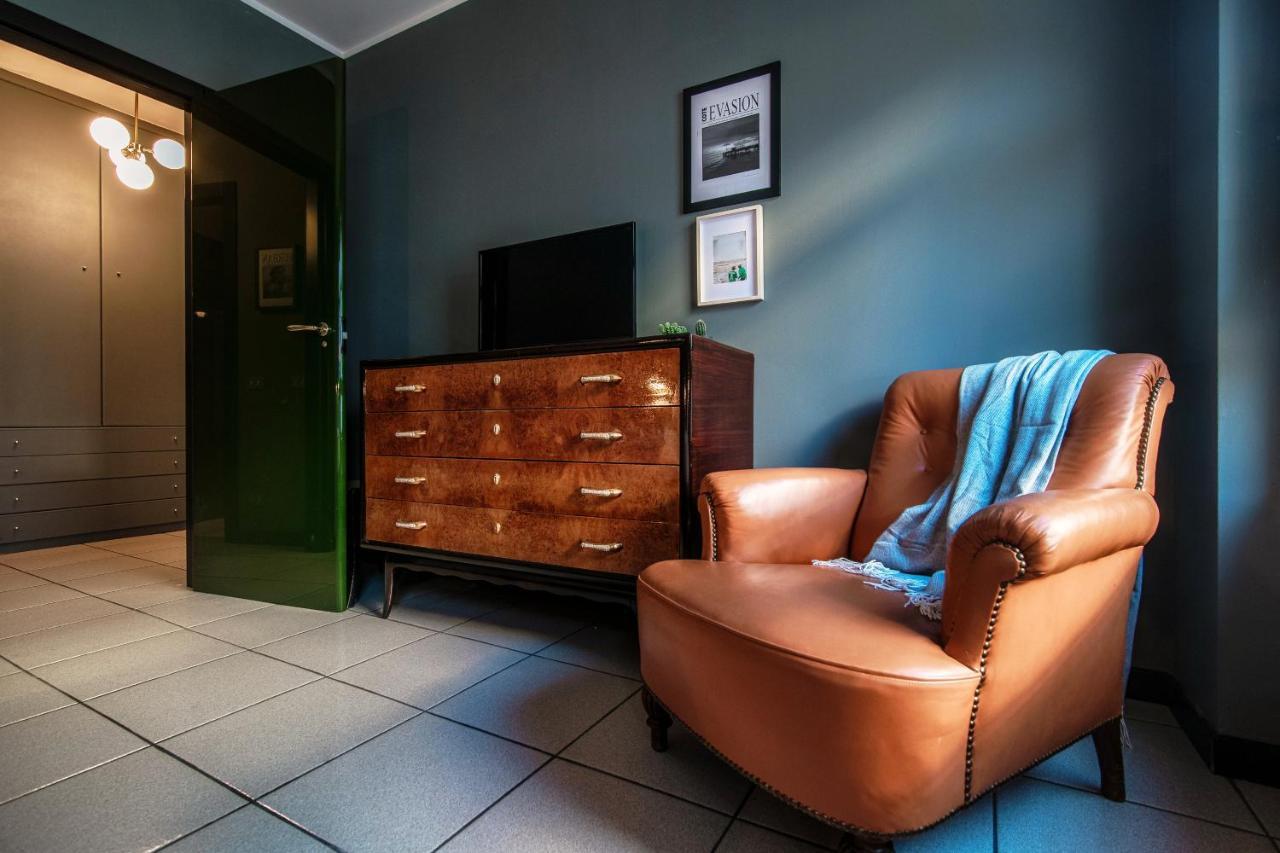 Home N 5 By Quokka 360 - Vintage-Soul Flat On Como Cathedral Bagian luar foto