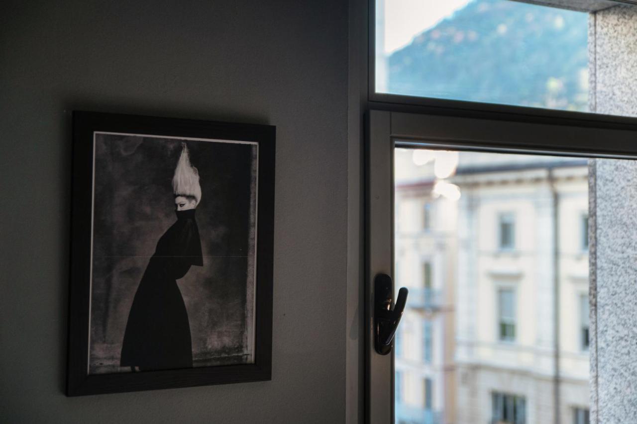 Home N 5 By Quokka 360 - Vintage-Soul Flat On Como Cathedral Bagian luar foto