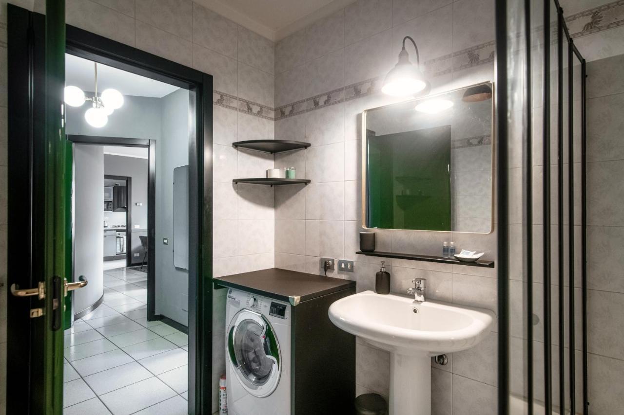 Home N 5 By Quokka 360 - Vintage-Soul Flat On Como Cathedral Bagian luar foto